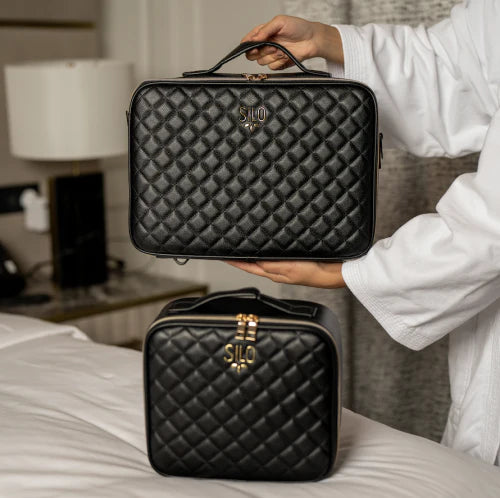 حقيبة مكياج سيلو